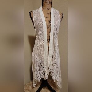 (NWT) Jolt White Crochet Lace Vest